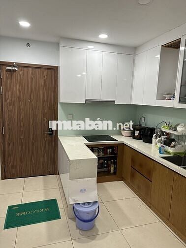Cho thuê căn hộ Pegasuite 1, Full Nội Thất, 75m2, Ở Ngay, View Hồ Bơi