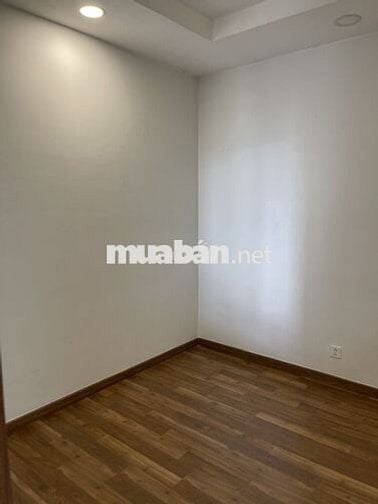 Cho thuê căn 2PN,1WC - NTCB, có Máy Lạnh, Cách Q1 20p