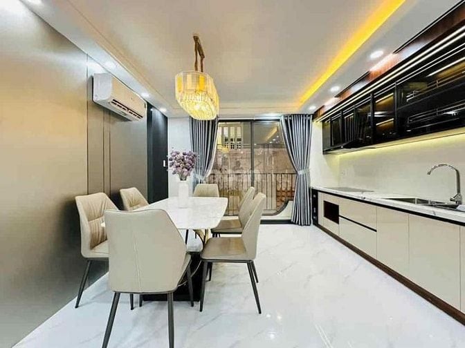 Bán gấp nhà dt 66m2 đường Lê Văn Việt, Q9. Gần cầu Bến Nọc.Hẻm oto