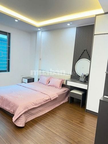 Bán nhà phố Tân Khai, Hoàng Mai, 30m2, 4,5 tầng, xây mới, ngõ rộng
