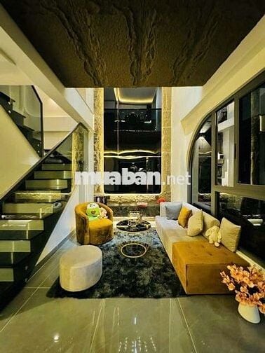 65m2 ngang 8m căn góc 2 mặt tiền Hoàng Sa Q3 5 tầng BTCT Hoàn công đủ
