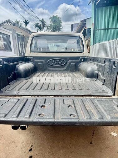 Ford Ranger 2003 XLT 2.5 4X4 MT