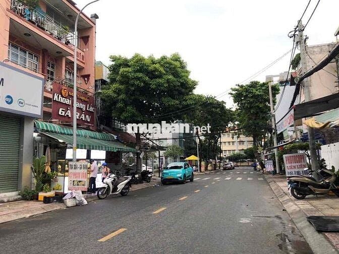 CẦN CHO THUÊ GẤP TOÀ NHÀ NGAY MTKD