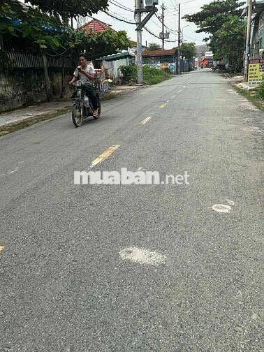BÁN LÔ ĐẤT MẶT TIỀN ĐƯỜNG CHÍNH