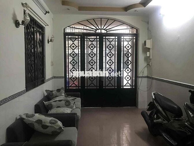 Bán Nhà Cách Mạng Tháng Tám Quận 10