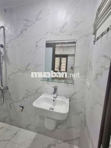 Bán tập thể Viglacera Thạch Bàn 40m–2 thoáng,ô tô đỗ cửa,giá hơn 2 tỷ