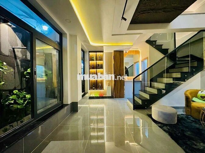 65m2 ngang 8m căn góc 2 mặt tiền Hoàng Sa Q3 5 tầng BTCT Hoàn công đủ