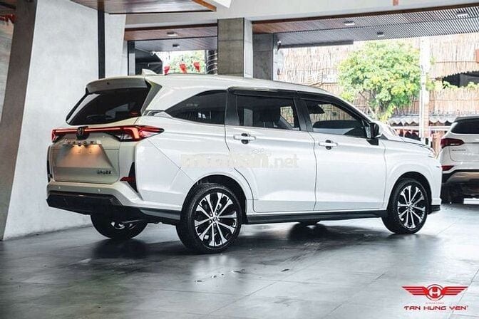 Toyota Veloz TOP  Sản xuất 2024 bản top 30.000 KM