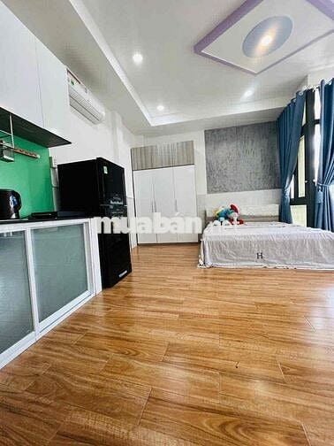 Cho thuê căn hộ Studio Ban công Q4 gần ĐH Luật, ĐH Nguyễn Tất Thành