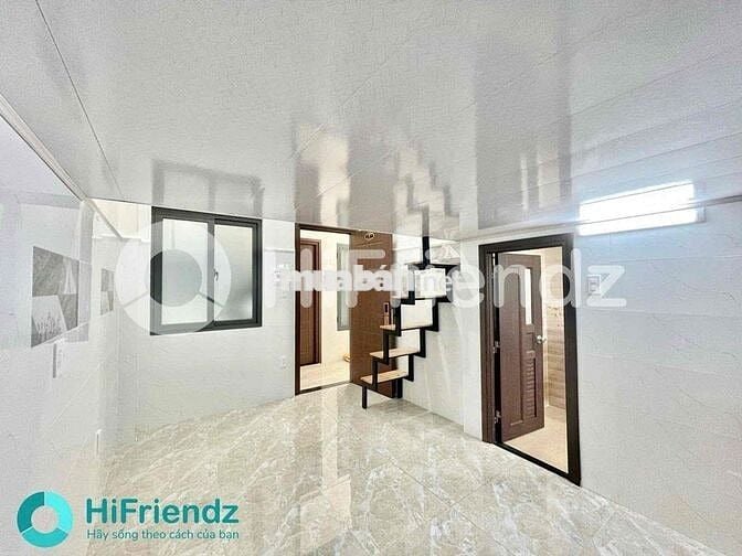 TRỐNG SẴN DUPLEX MỚI XÂY - CÓ BẢO VỆ - NỘI THẤT MỚI - AN NINH TỐT