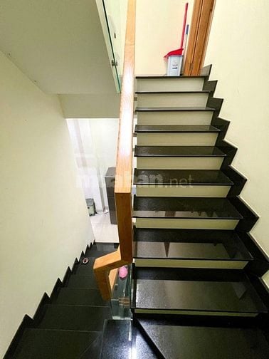 NHÀ ĐẸP - GIÁ TỐT 4TY150 ĐƯỜNG NƠ TRANG LONG BÌNH THẠNH - SHR - HXH