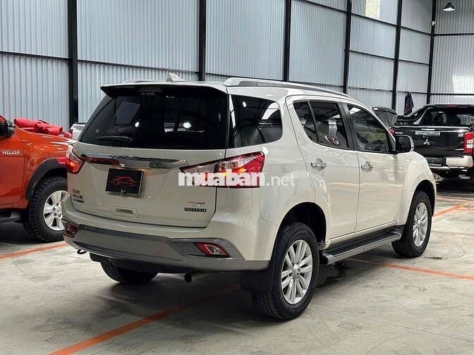 Isuzu Mu X 2018 1.9 4X2 AT