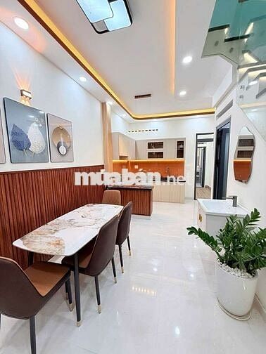 BÁN NHÀ ĐẸP TÂN PHÚ, 4X18, 2 TẦNG, HẺM XE HƠI, GIÁ 6,58 TỶ TL