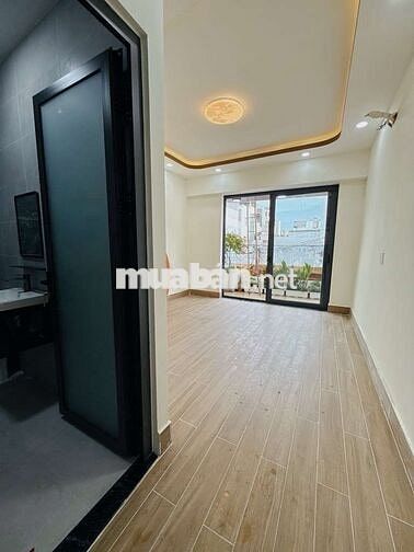 BÁN NHÀ ĐẸP TÂN PHÚ, 4X18, 2 TẦNG, HẺM XE HƠI, GIÁ 6,58 TỶ TL