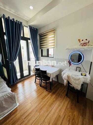 Cho thuê căn hộ Studio Ban công Q4 gần ĐH Luật, ĐH Nguyễn Tất Thành