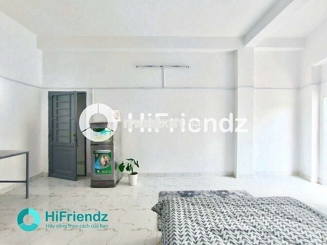 PHÒNG SINH VIÊN GIÁ RẺ TIỆN NGHI - THANG MÁY - BAN CÔNG CỬA SỔ TRỜI Q6