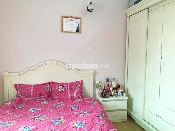 Chính chủ cho thuê căn hộ Làng Quốc Tế Thăng Long 105m2