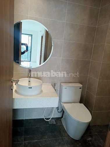 Cho thuê căn hộ cao cấp vừa bàn giao