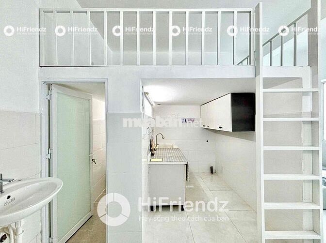 Trống duplex full nội thất cửa sổ trời - gần chợ lê văn quới