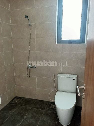 Cho thuê căn hộ cao cấp vừa bàn giao