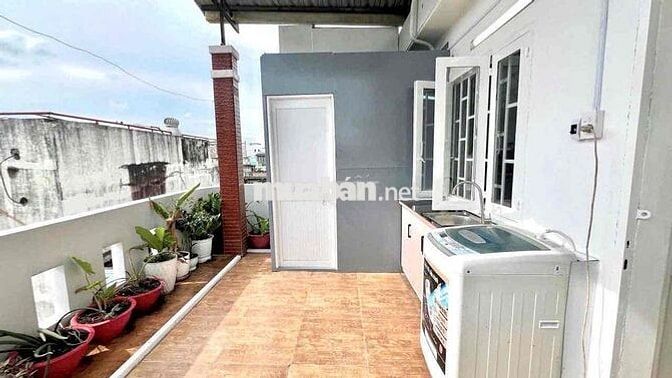 Cho Thuê Căn Studio Tách Bếp Ban Công Lớn Full NT Ở Lê Hồng Phong Q10