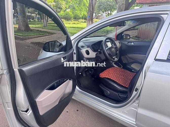 Hyundai Grand i10 2019 1.2 sedan - 700000 km