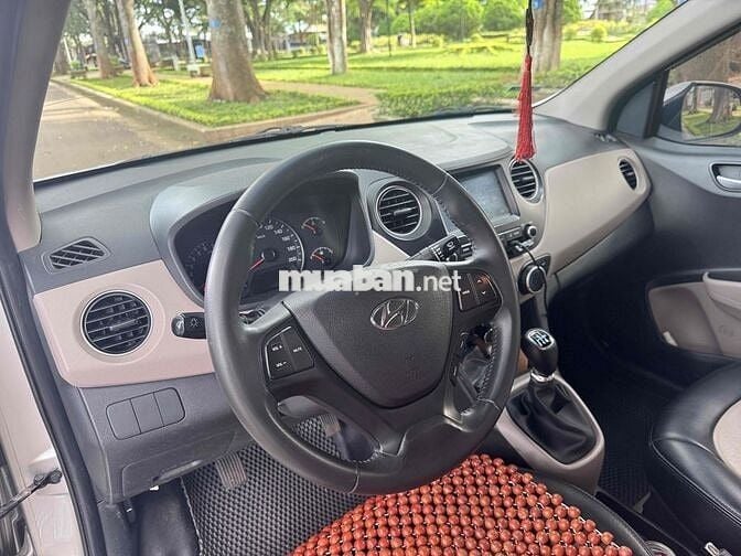 Hyundai Grand i10 2019 1.2 sedan - 700000 km