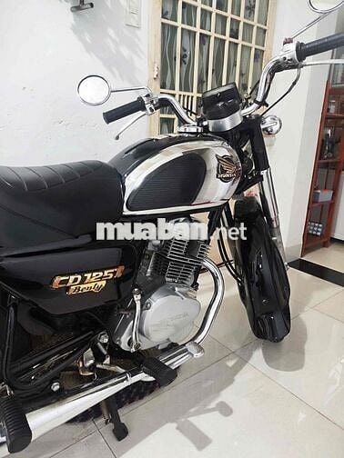 Cần bán xe Honda CD 125 cổ điển sang, xenguyên zin