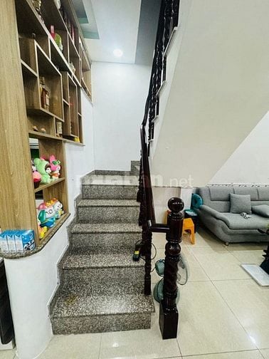 Nhà 4 x 11 đúc 1 trệt 1 lầu hẻm xe hơi phan Huy ích phường 14 gò vấp 