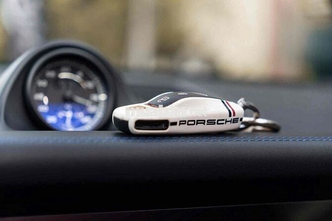 LONG ANH AUTO về Porsche Macan model 2022 giá tốt
