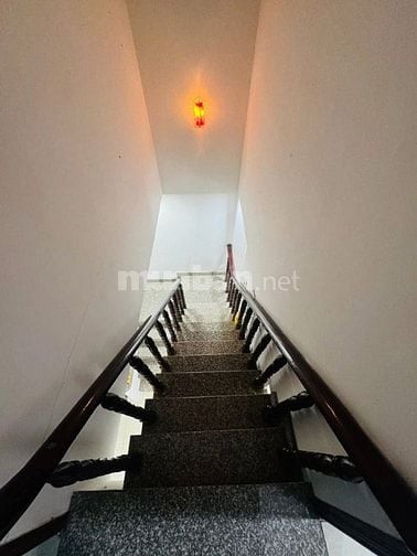 Nhà 4 x 11 đúc 1 trệt 1 lầu hẻm xe hơi phan Huy ích phường 14 gò vấp 