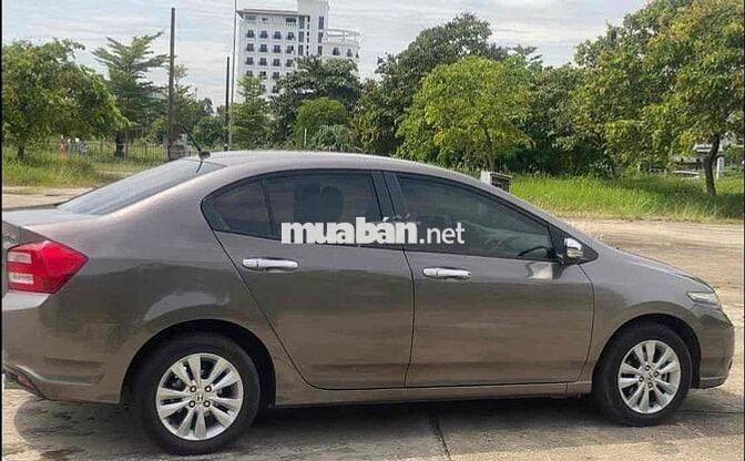 Honda City 2014 1.5 at - 80000 km