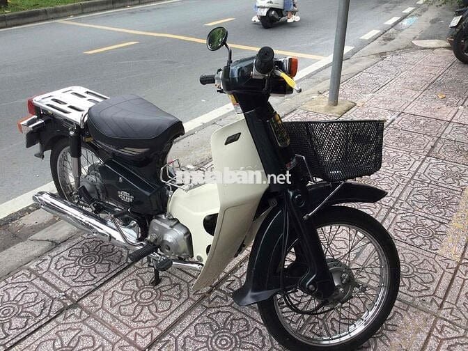 xe cub đèn vuông có đề của Nhật
