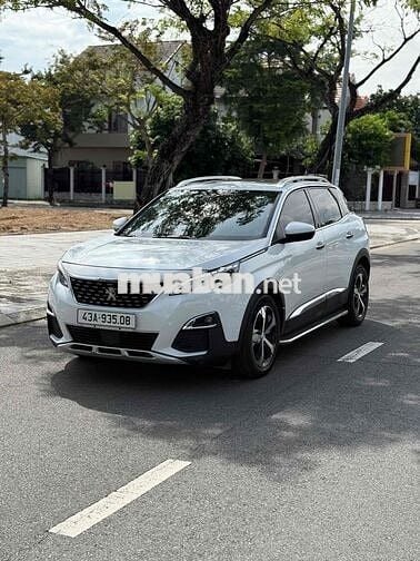 Peugeot 3008 2018 1.6L Turbo - 9 km