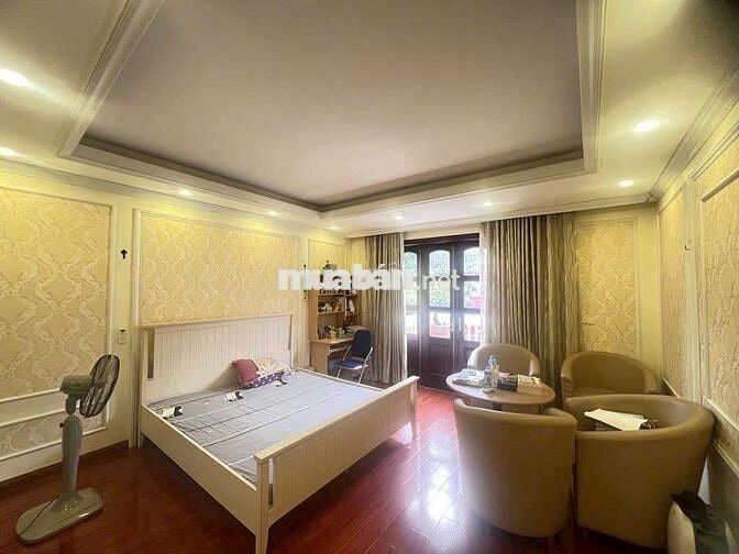 BIỆT THỰ SIÊU VIP - VIỆT HƯNG Diện tích 190m x 4 tầng - Mặt tiền 9m