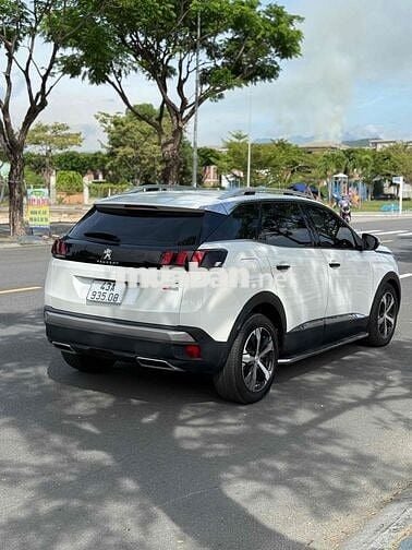 Peugeot 3008 2018 1.6L Turbo - 9 km