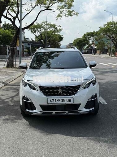 Peugeot 3008 2018 1.6L Turbo - 9 km