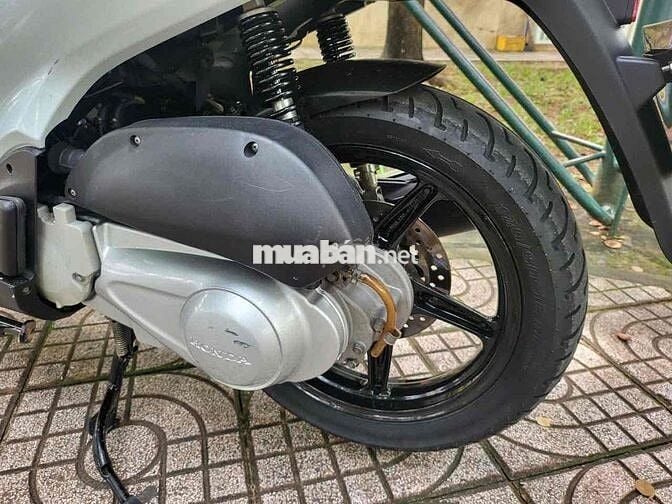 cần thanh lý sh 150i số máy 109
