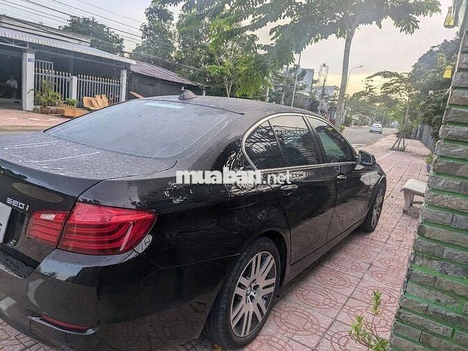 BMW 5 Series 2***00 km