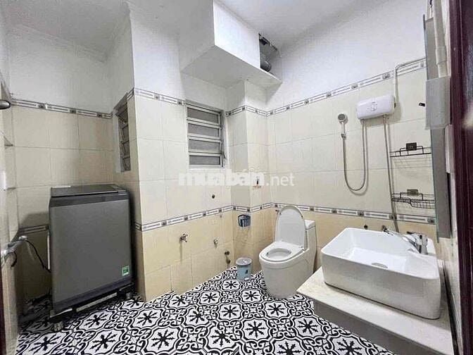 CHO THUÊ CĂN 2PN-1WC BAN CÔNG FULL NỘI THẤT GẦN ĐẠI HỌC BÁCH KHOA Q10