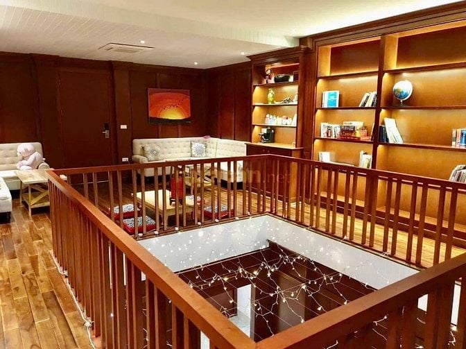 Dòng tiền 1 tỷ/năm Nhà Phường Bồ Đề 7 tầng thang máy Dt 120m2 - MT 6m