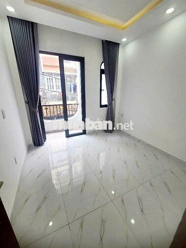 SIÊU PHẨM NHÀ MỚI 100% P3 Q8  4 TẦNG 4PN 3WC CÓ BAN CÔNG - NHỈNH 6 TỶ.