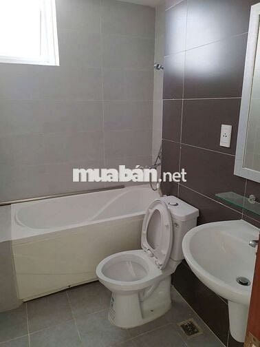 BÁN CĂN HỘ CHUNG CƯ NGỌC PHƯƠNG NAM 3 PHÒNG NGỦ 2 NHÀ VỆ SINH 118M2