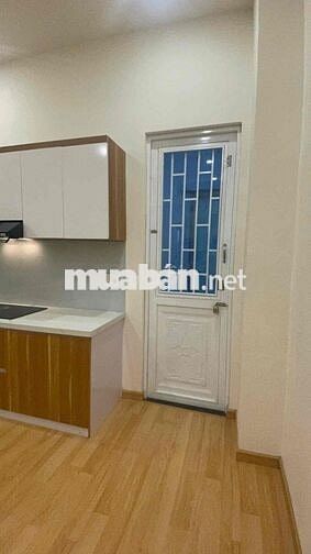 Mặt tiền Hoàng xuân nhị nhà mới đường 5m