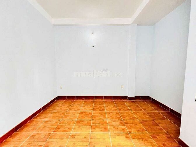 Cho thuê nhà nguyên căn dt 4,2×20 có 5pn, khu VIP Dương Thị Giang