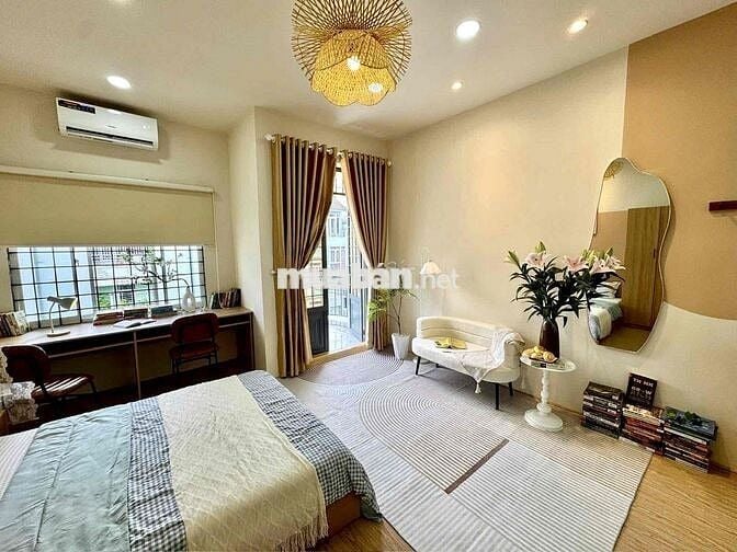 Căn Hộ Ban Công Thoáng Ngay Lê Văn Sỹ, Phú Nhuận