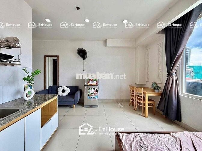 căn hộ Studio đầy đủ Nội Thất cửa sổ to ngay Đại Học Công Thương