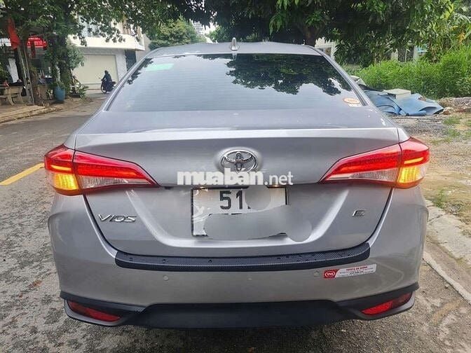 Kẹt tiền nên bán con Vios còn bảo hành chính hãng