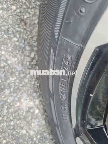 Kẹt tiền nên bán con Vios còn bảo hành chính hãng