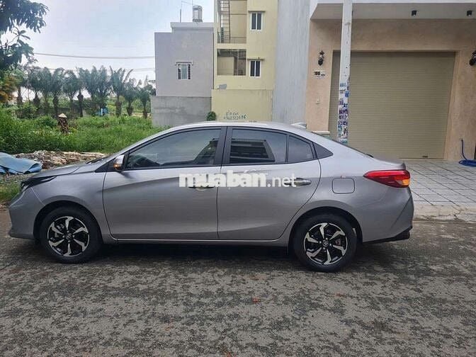 Kẹt tiền nên bán con Vios còn bảo hành chính hãng